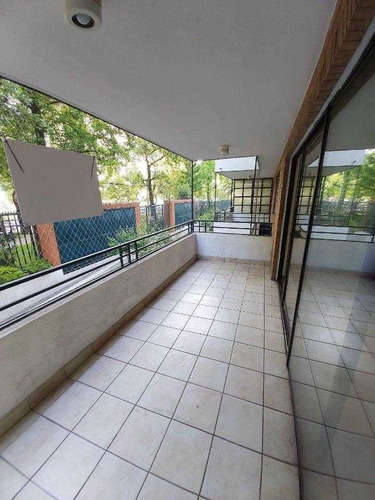 Cómodo Departamento A Pasos Clínica Alemana
