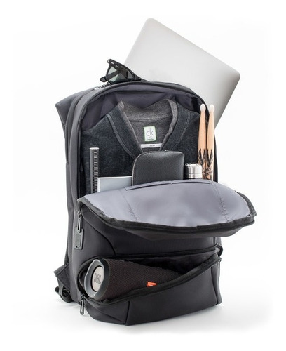 Mochila Walla Hudson Portanotebook Elegante Con Conexion Usb