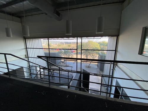 Imagen 4 de 21 de Oficinas - Troncos Del Talar
