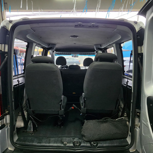 Fiat Doblo 1.8 MPI ESSENCE 7L 16V FLEX 4P MANUAL