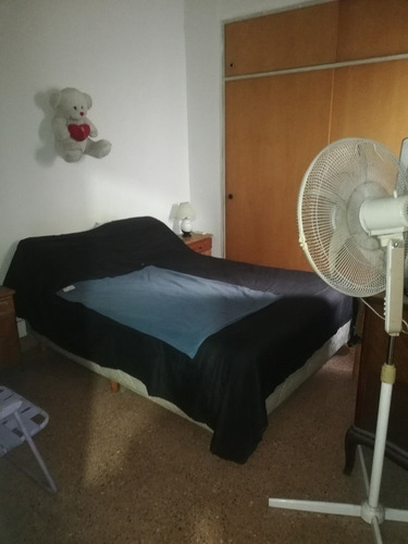 Imagen 10 de 28 de Casa De 4 Ambientes Mas Casa De Tres Ambientes Al Fondo Con Fondo Libre.