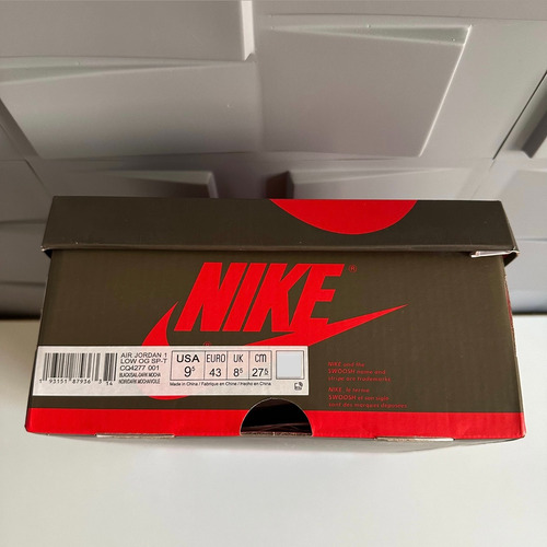 Tenis Air Jordan 1 Low Travis Scott Mocha 41 (Usado)