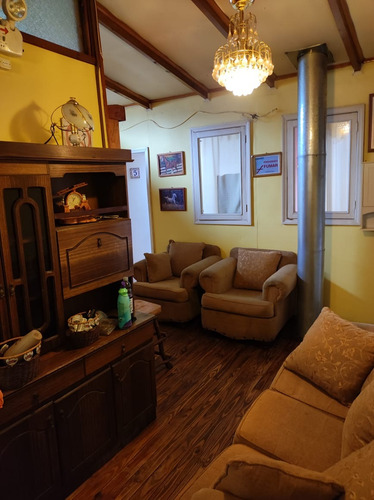 Casa De Hospedaje Sector Av. P. Montt Con Francia