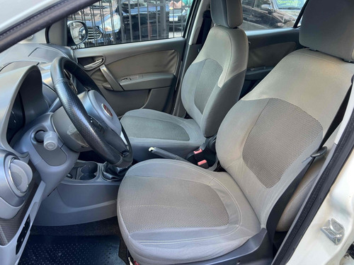 Fiat Palio 1.6 MPI ESSENCE 16V FLEX 4P MANUAL