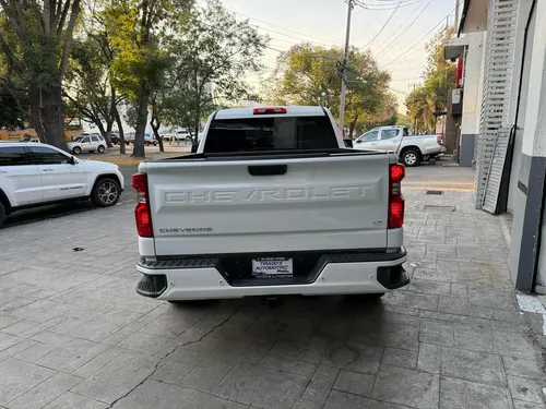 Chevrolet Cheyenne 5.3 Cab Reg Lt 4X4 At