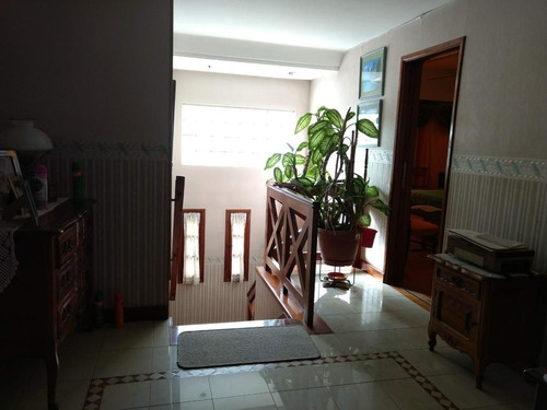 Imagen 26 de 27 de Casa 6 Ambientes En Caseros, Tres De Febrero