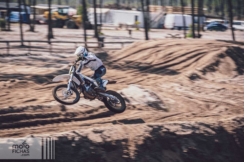 Imagen 5 de 19 de Husqvarna Fc 250 2022 Cross 0km Concesionario Exclusivo