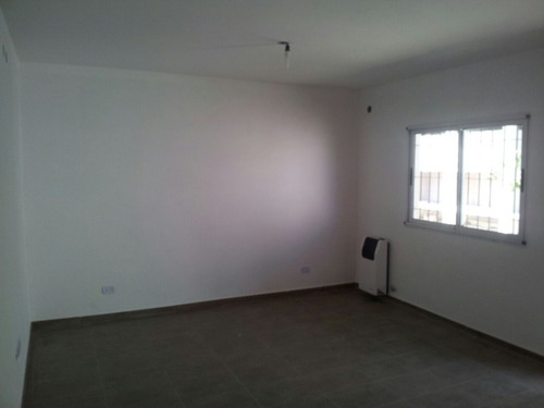 Departamento Casa 3 Ambientes Y Cochera / Dueño Directo