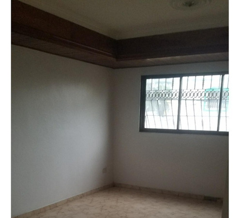 Imagen 3 de 15 de Alquilo Apartamento En El Italia (zona Oriental,proximol Parque Del Italia), 2 Nivel, Una Habitación Con Doble Closet (caoba), Baño, Sala Comedor, Sumergible, Tinaco, Parqueo Techado, Mant. Incluido
