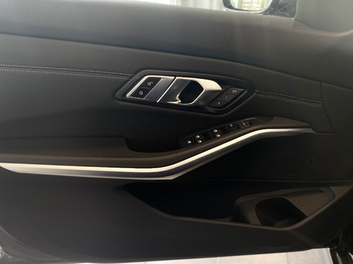 BMW Serie 3 2.0 320i Sedan Sportline