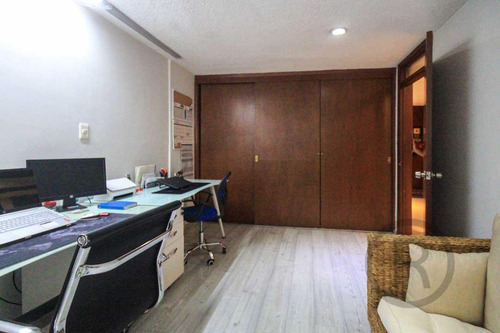 Departamento En Venta En La Del Valle