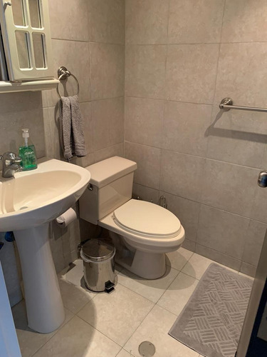 Imagen 15 de 16 de Moderno Apartamento En Alquiler En El Rosal De 85m2