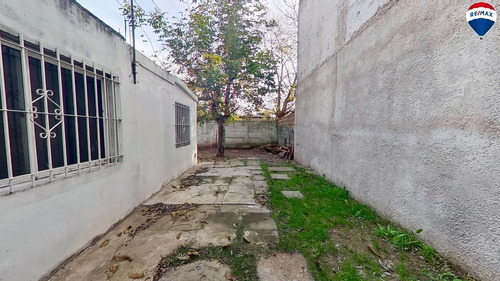 Venta Casa 4 Ambientes Con Parque Ezpeleta