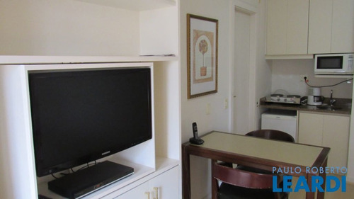 Imagem 3 de 15 de Flat - Itaim Bibi - Sp - 482274