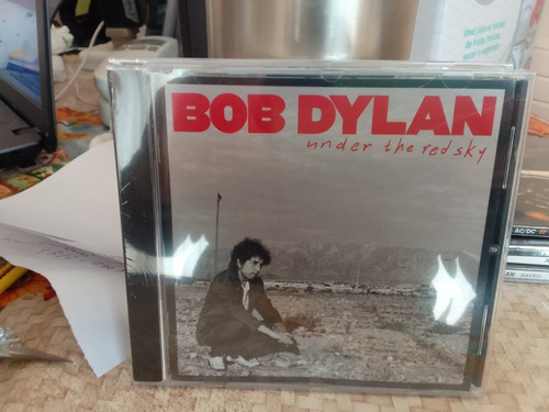 Bob Dylan (cd  Nuevo Europa 1995) Under The Red Sky 