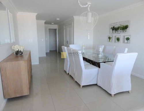 Imagen 4 de 30 de Alquiler De Apartamento De 2 Dormitorios En Playa Brava