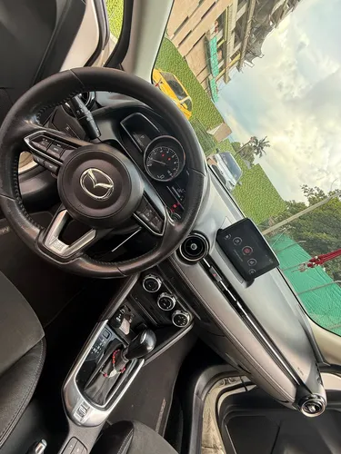 Mazda 2 Grand Touring LX
