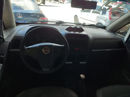 Imagem 8 de 9 de Fiat Idea 2012 Completa