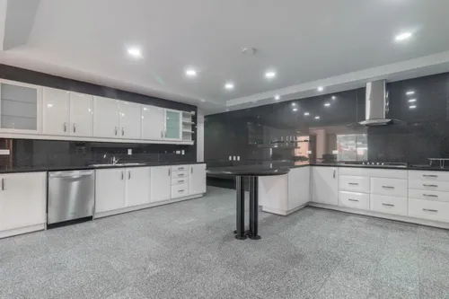 Apartamento En Arriendo/venta En Santa Barbara Alta. Cod V14356