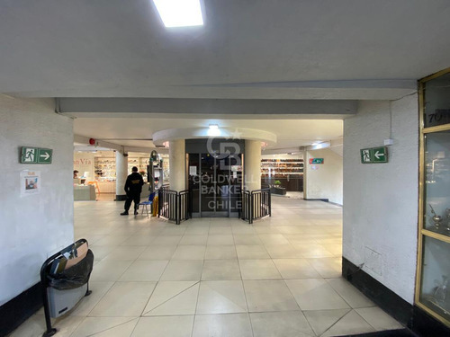 Local Comercial Arrendado En Plaza Lo Castillo