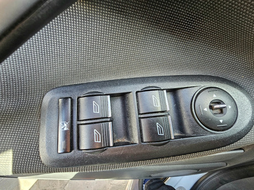 Ford Kuga 2.5 Titanium At 4x4 L (ku05)