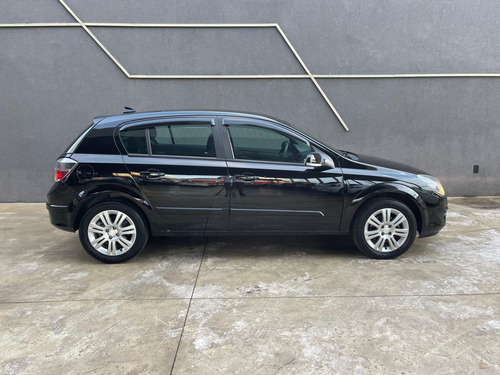 Chevrolet Vectra 2.0 MPFI GT HATCH 8V FLEX 4P MANUAL