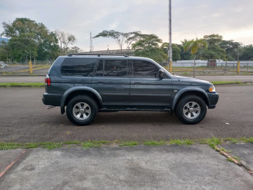 Imagen 7 de 14 de Mitsubishi Montero Sport Gls