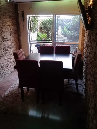 Imagen 3 de 30 de Casa Más 2 Departamentos Al Frente Con Cochera Escritura Cerca Acceso Oeste Permuta