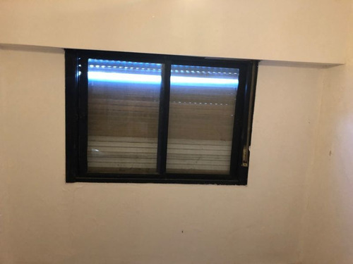 Imagen 4 de 13 de Casa En Venta En Caseros