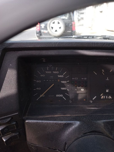 Imagem 6 de 9 de Volkswagen Voyage Antigo