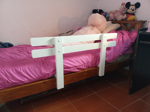 Baranda Para Cama De Madera Pintada