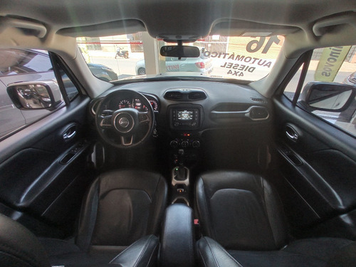 Imagem 8 de 9 de Jeep Renegade