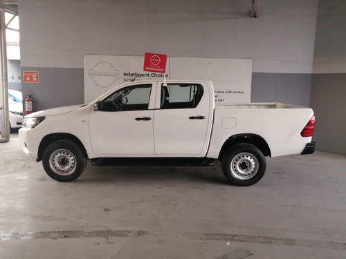 Toyota Hilux 2.8 Cabina Doble Base Mt