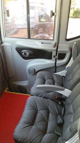Imagem 3 de 9 de Volvo Dd 2013/2014 Cod. 5777