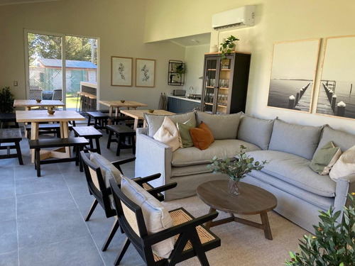 Casa De 160m2, 4d 4b, 2 Pisos, Condominio El Bayo, Valdivia
