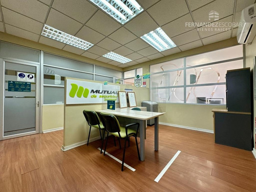 San Felipe - Arriendo Oficina De 139m2 - Edificio Médico Por