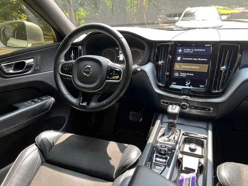 Volvo XC60 2.0 T5 Awd R-design