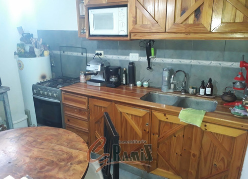 Imagen 7 de 15 de Casa En Venta 4amb Darragueira 1700 Ituzaingó