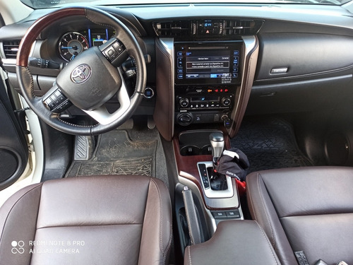 Toyota Sw4 2.8 Tdi Srx 7l 4x4 Aut. 5p 2019