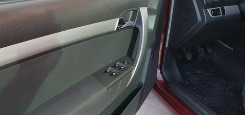 Imagen 8 de 15 de Chevrolet Aveo Ltz 2015 Std.