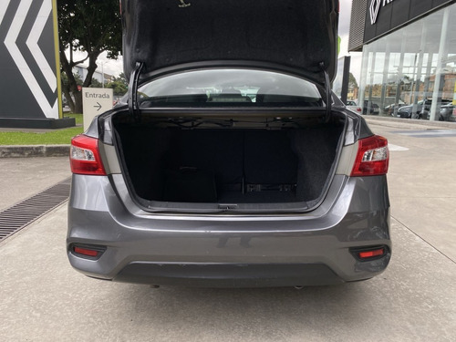 Imagen 6 de 18 de Nissan Sentra Se Sd Mt 2018 - 1800cc