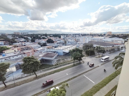 Imagen 15 de 30 de Apartamentos En Venta En Zona Oeste 23-16311 Ec