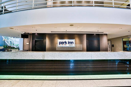 Imagem 4 de 25 de Flat Radisson Berrine - No Pool - Investimento! - Fl5107