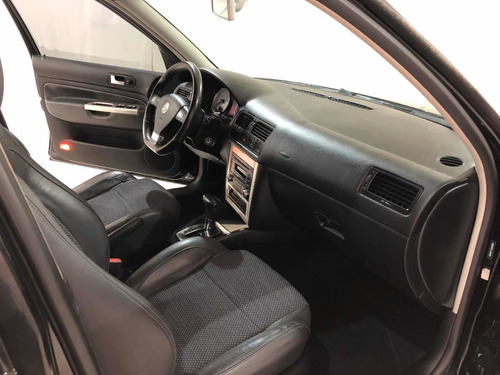 Volkswagen Golf 2.0 Black Edition Total Flex 5p 2010