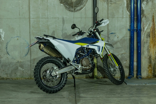 Imagen 4 de 18 de Husqvarna 701 Enduro 2021