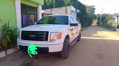 Ford Lobo 4.6 doble cabina 4x4
