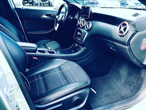 Mercedes-benz Classe A 2014 1.6 Urban Turbo 5p