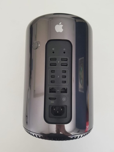 Imagem 2 de 10 de Mac Pro Desktop