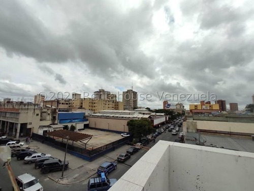 Imagen 25 de 30 de Edificio En Venta En El Centro De Barquisimeto Lara Rent-a-house 0-4-2-4-5-9-3-7-5-4-2