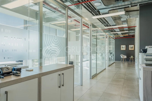 Moderna Oficina 3 Privados 2b Prox L 7 De Metro En Vitacura